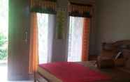 Kamar Tidur 3 The Kubu Galungan Guesthouse