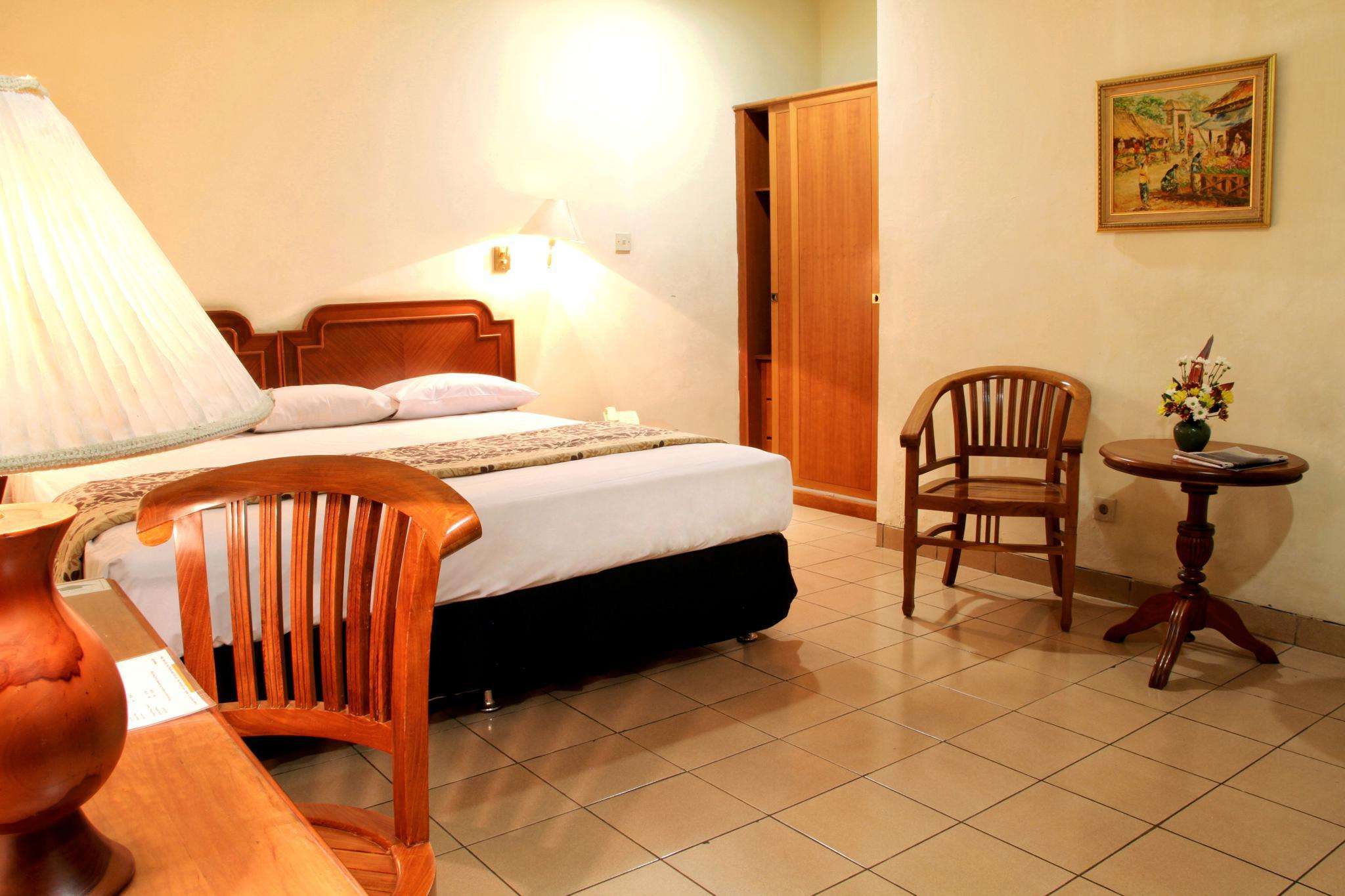 Room rate Hotel Pitagiri, Palmerah from 03082022 until 04082022