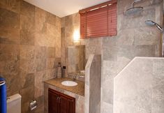 In-room Bathroom 3 Phoenix Lake Side Pool Villa