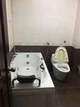 In-room Bathroom 4 Hotel 37 Trung Son