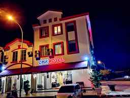 CMN Hotel & Homestay, USD 22.37