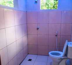 Toilet Kamar 4 Lalasa Container Inn