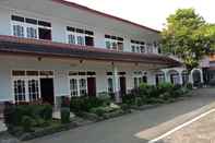 Exterior Hotel Purnama Cipayung
