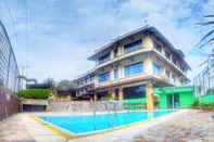 Swimming Pool Hotel Permata Alam