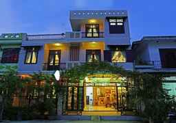 The Village Homestay, Rp 385.005