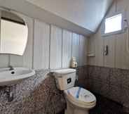 Toilet Kamar 7 De Coco House