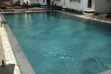 Kolam Renang Hoang Cung Hotel