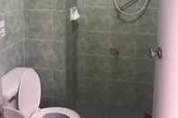 In-room Bathroom Chinda House