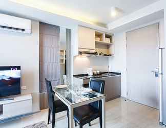 Lobi 2 6th Avenue Apartment 619 by Lofty Villas