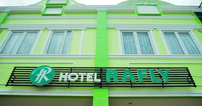 Luar Bangunan Hotel Rafly