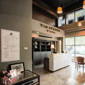 Exterior / Building 1 Collection O The Spades Hostel, บ้านสุโขทัย / Ban Sukhothai ホテル