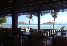 Restaurant 3 Mac's Bay Resort
