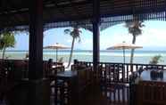 ร้านอาหาร 3 Mac's Bay Resort