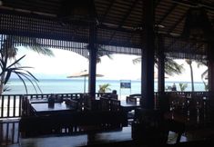 Restaurant 4 Mac's Bay Resort