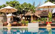 Kolam Renang 2 Purimantra Resort & Spa 