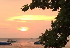Atraksi di Area Sekitar 4 Wonderful Holiday Apartment
