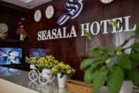 Lobi SeaSala Hotel La van Cau