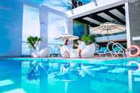 Swimming Pool Le Hoang Beach Hotel