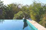 Swimming Pool Vilawadee Villa