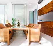 Ruang untuk Umum 6 The Quarter Penthouse by Lofty Villas