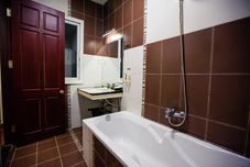 客房内浴室 Song Nhat Hotel