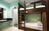 Bedroom 6 Sri Packers Hotel