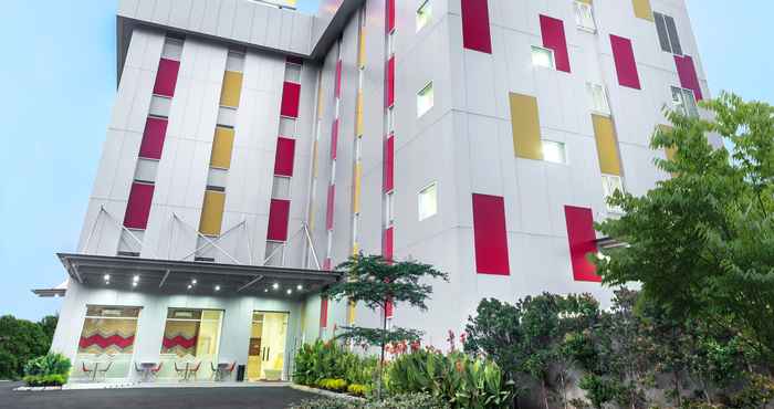 Exterior Astera Hotel Bintaro