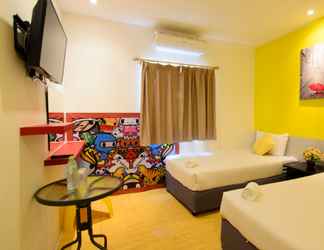 Bedroom 2 Room Hostel @ Phuket Airport