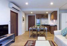 Common Space 7 Autumn - Joyful Swimming 94 By Bk-Property