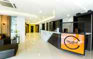 Lobi 7 The Circle Hotel