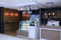 บาร์ คาเฟ่ และเลานจ์ Sleep Box by Miracle