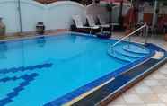 Swimming Pool 5 Villa Oranje Pattaya