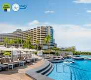 Swimming Pool 6 Royal Cliff Beach Hotel Pattaya