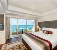 Bedroom 2 Royal Wing Suites & Spa Pattaya