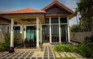 Exterior 6 Borneo Beach Villas