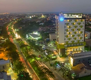 Exterior 3 Hotel Dafam Pacific Caesar Surabaya