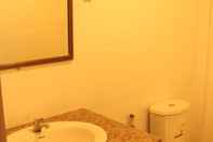 In-room Bathroom SS hotel 
