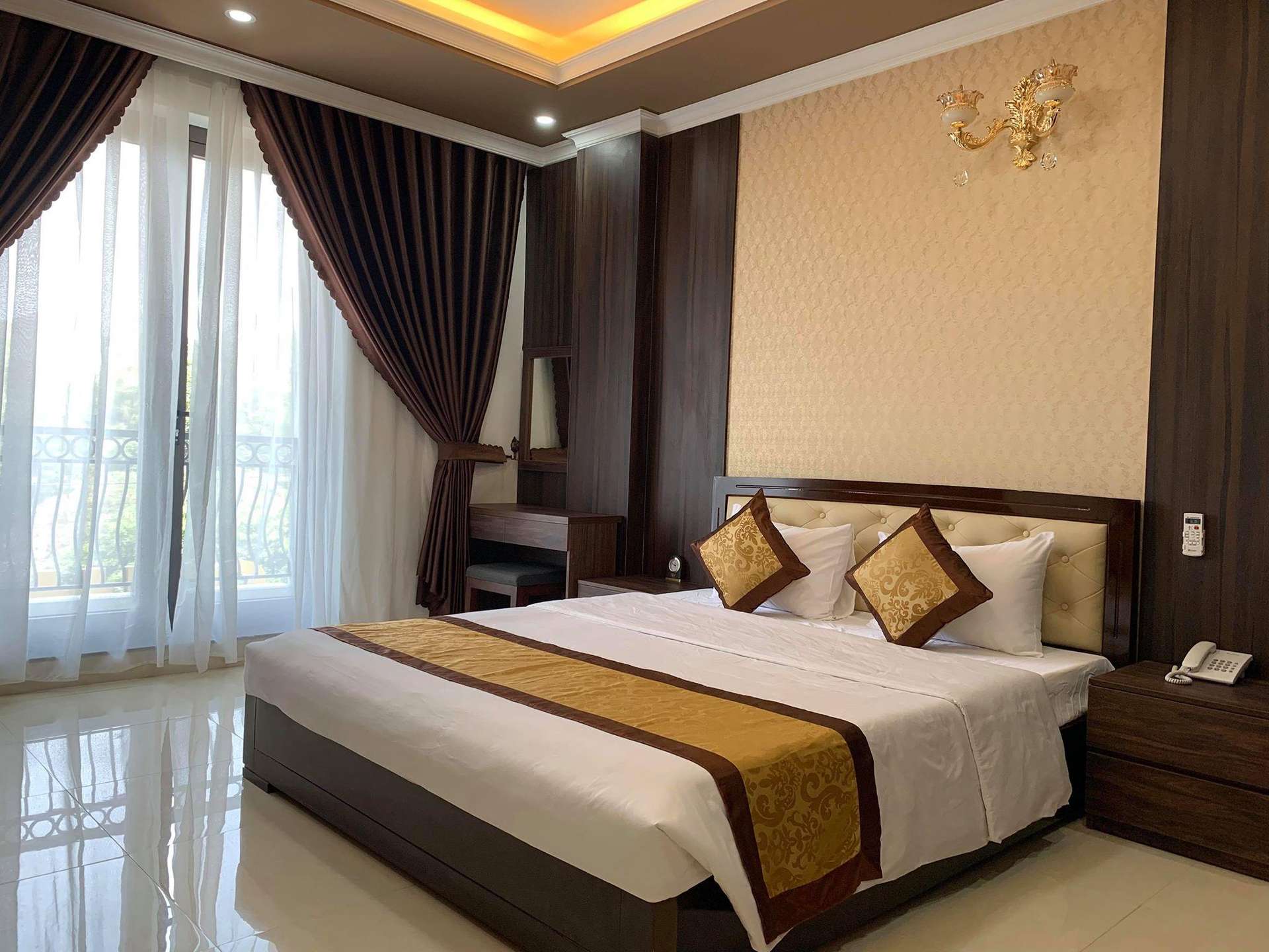 Dat Anh Hotel Hue - khách sạn 3 sao ở Huế