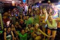 สิ่งอำนวยความสะดวกด้านความบันเทิง Smile Hostel Koh Phangan