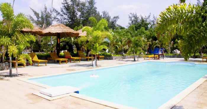 Kolam Renang Hoan Cau Resort