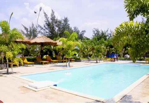 Hồ bơi Hoan Cau Resort