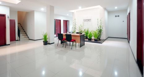 Lobby 2 D'Paragon Songgo Langit