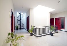 Lobby 4 D'Paragon Songgo Langit