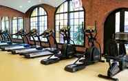 Fitness Center 7 Venetian Condo by Renvio (D509)