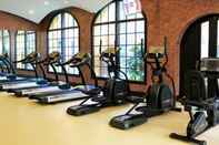 Fitness Center Venetian Condo by Renvio (D509)