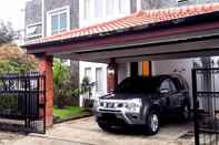 Exterior Villa Rumah Ibu - 3 Bedroom