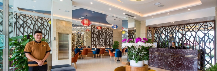 Lobby Nam Hotel and Residences