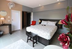 Bedroom 2 The Beach Cha Am Residence