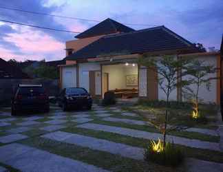 Lobi 2 The Rani Garden Bed & Breakfast