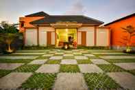 Bangunan The Rani Garden Bed & Breakfast